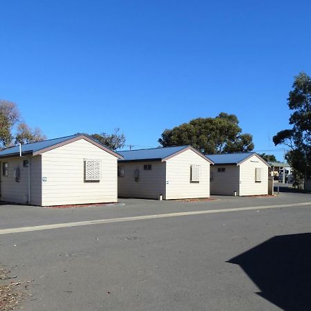Motel Moonta Bay Cabins à Port Moonta Extérieur photo