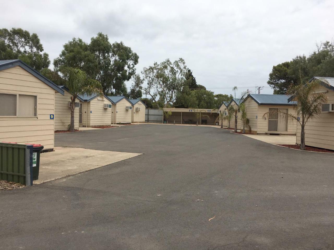 Motel Moonta Bay Cabins à Port Moonta Extérieur photo