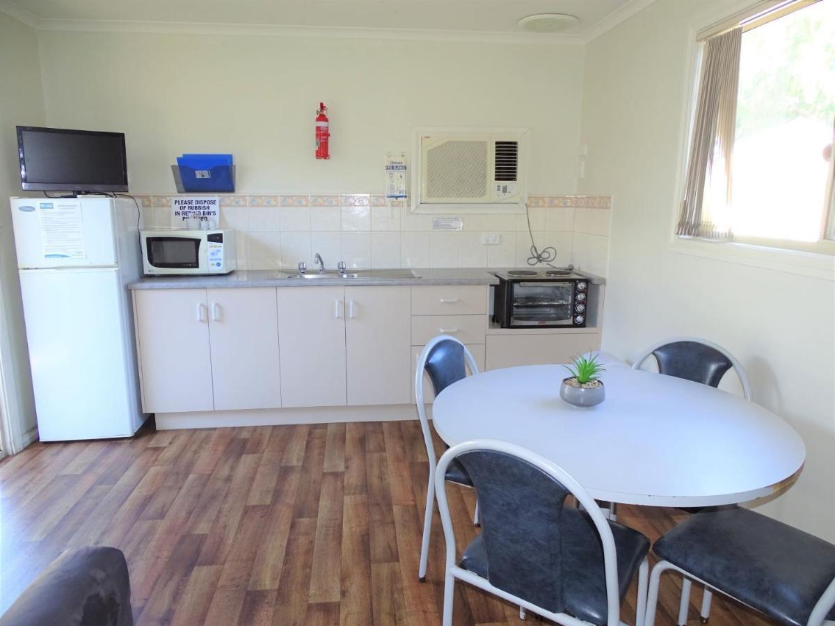 Motel Moonta Bay Cabins à Port Moonta Extérieur photo